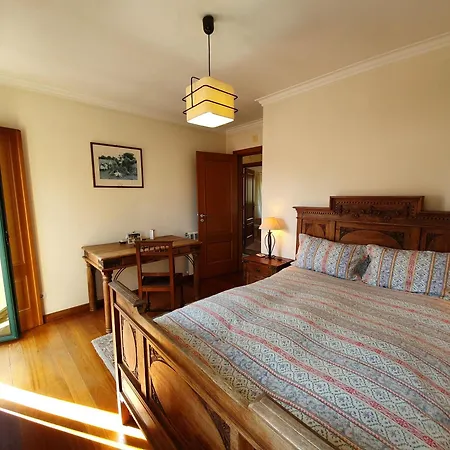 Сasa de vacaciones Casa Do Cuco, Acolhedora, Em Aldeia Tranquila Com Espaco Exterior Generoso Perto De *