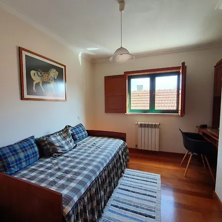 Casa Do Cuco, Acolhedora, Em Aldeia Tranquila Com Espaco Exterior Generoso Perto De Сasa de vacaciones Pombal (Leiria)