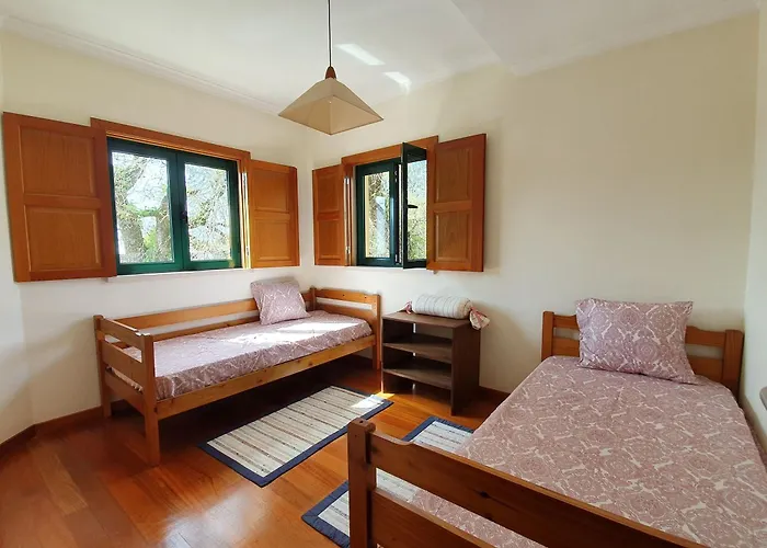 Casa Do Cuco, Acolhedora, Em Aldeia Tranquila Com Espaco Exterior Generoso Perto De Дом отдыха *